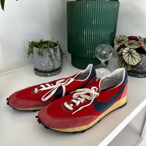 Nike waffle racers red and blue